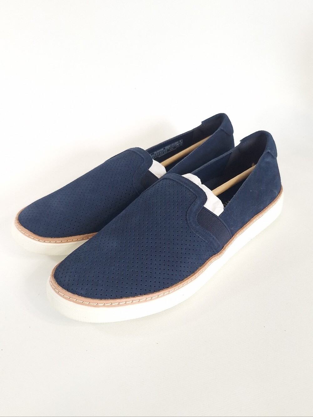 Vionic Sunny Malina Navy Perforated Suede Slip-on Sneakers Size 8 NWOT